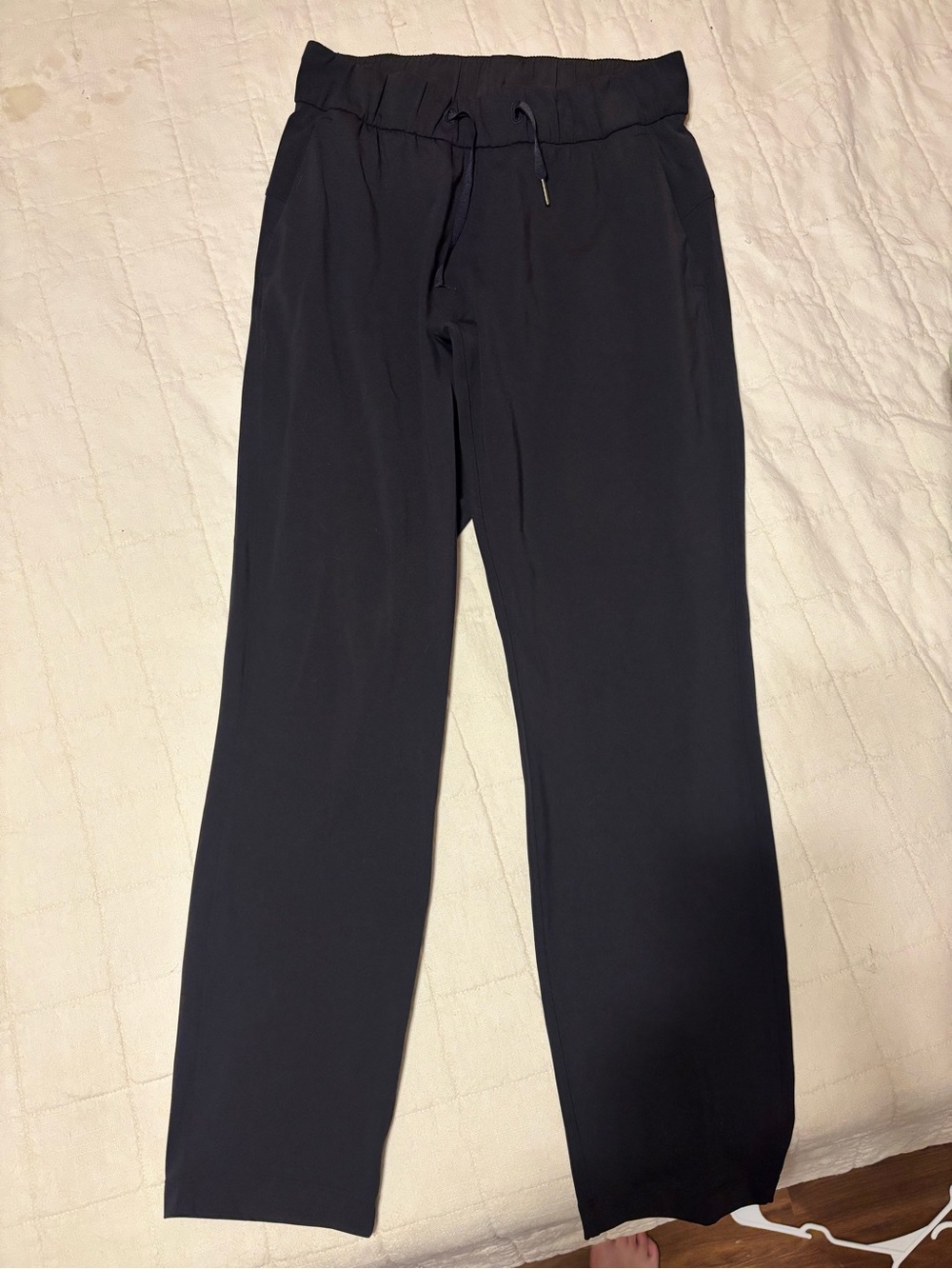 Lululemon Black Straight leg trouser with drawstring Women’s